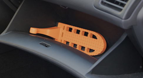 Use the Rightline Gear Moki Door Step as a step up for easier access to your vehicle’s roof. 