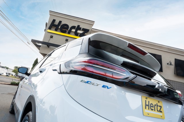 general motors hertz ev rentals